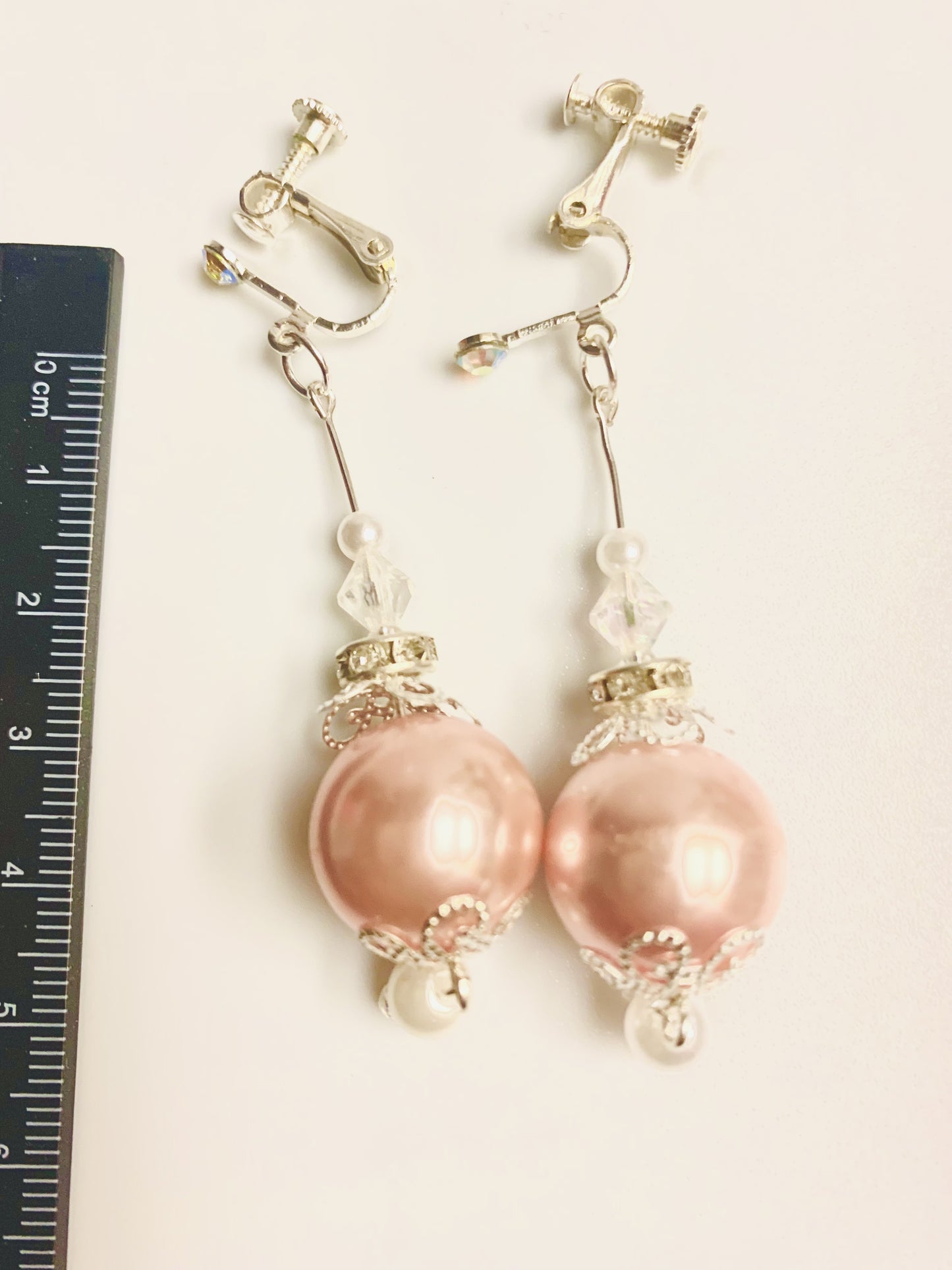 No.49304 【大きいパールの揺れるイヤリング/ピアス】が可愛い
